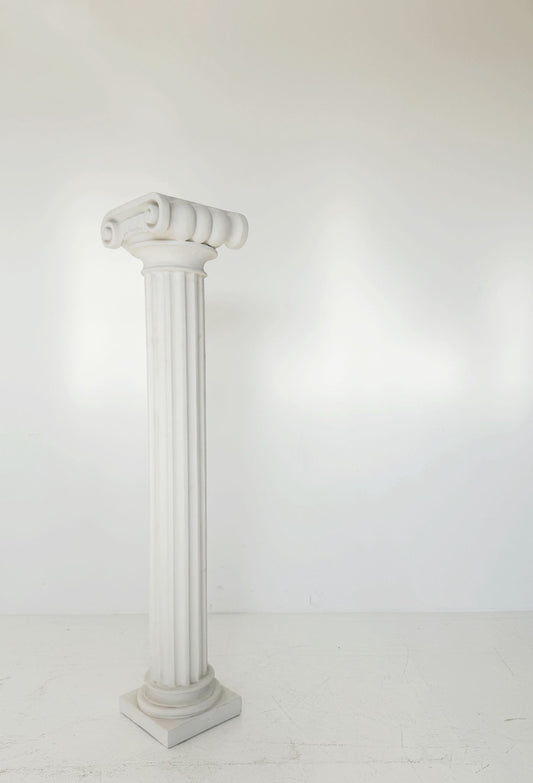 Colonna panoramica in plastica bianca