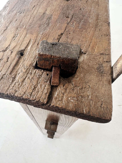 plate rack dating back to the early 1900s
