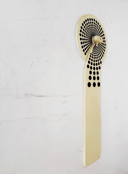 Appendiabiti vintage da parete in plastica stampata – design anni ’70
