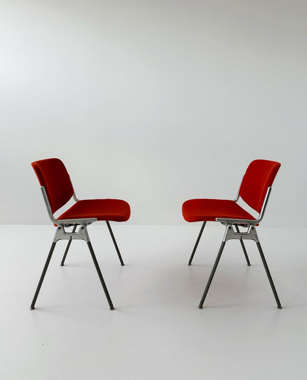 Pair of Anonima Castelli chairs