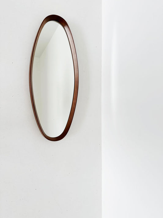 Oval mirror