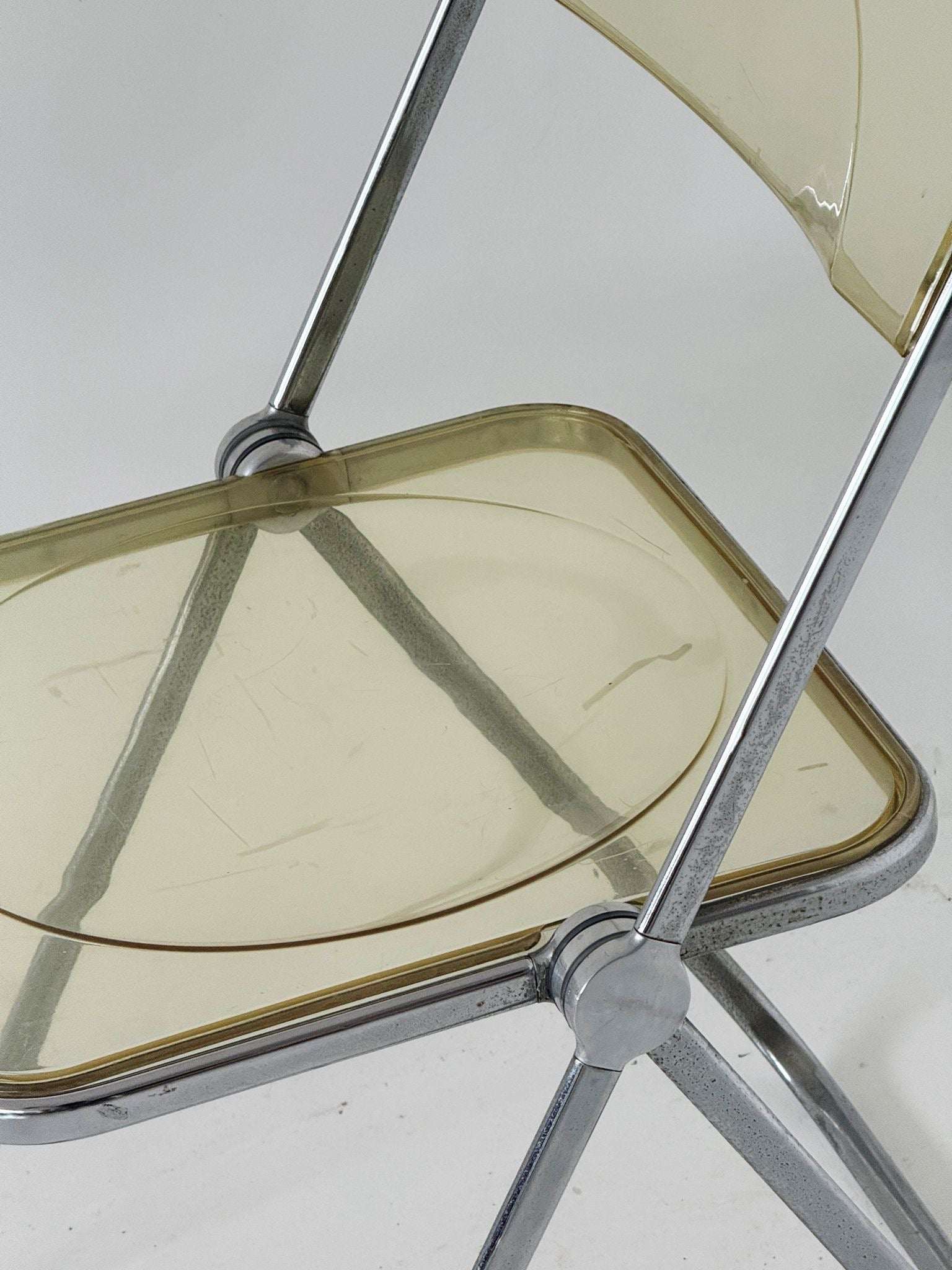 Plia Folding Chair