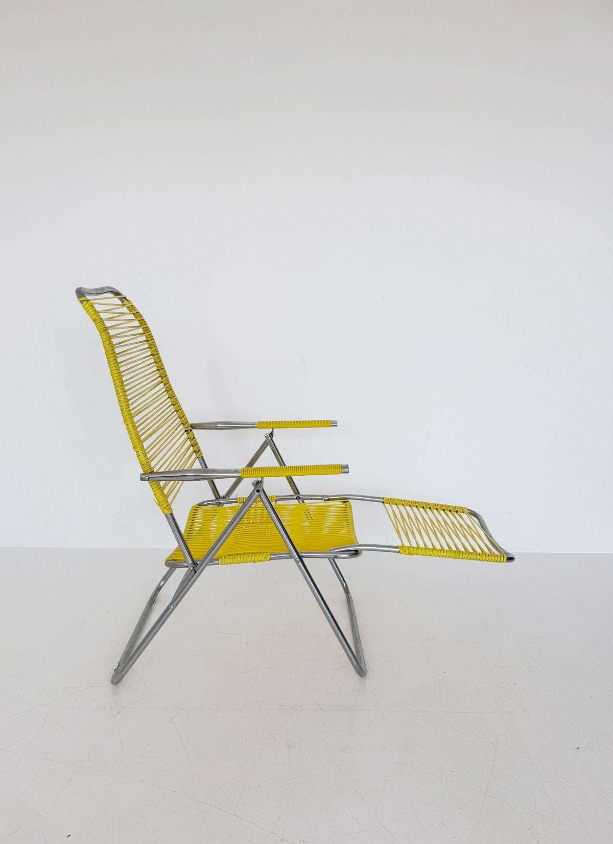 1970s Outdoor Reclining Lounge Chair