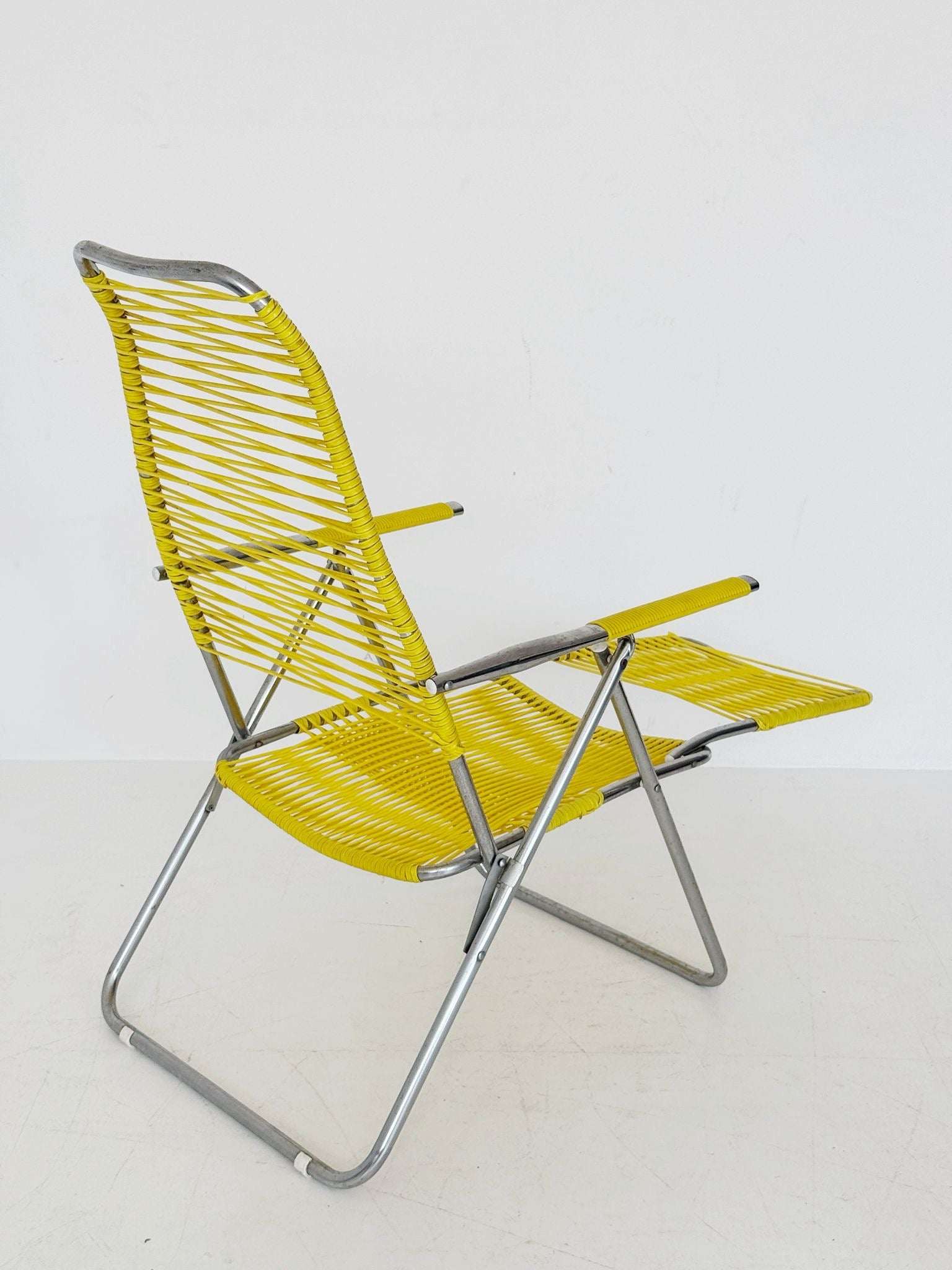 1970s Outdoor Reclining Lounge Chair