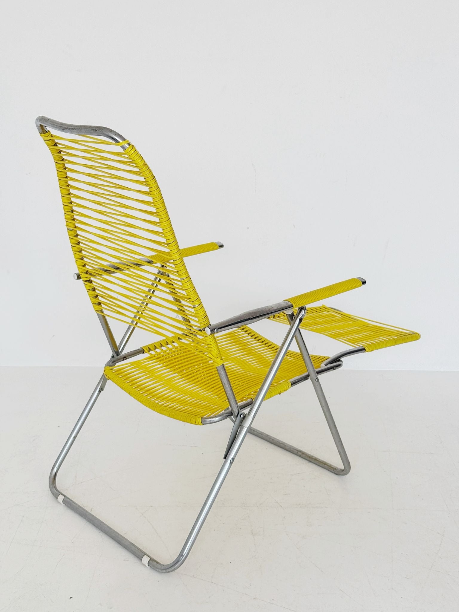 1970s Outdoor Reclining Lounge Chair