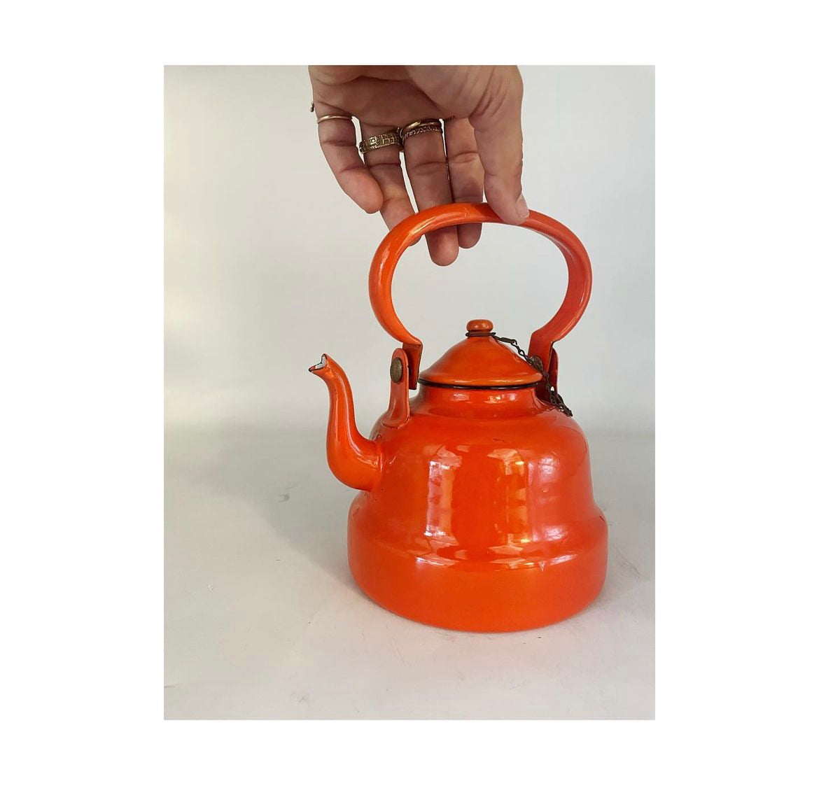 Teiera in latta smaltata arancione