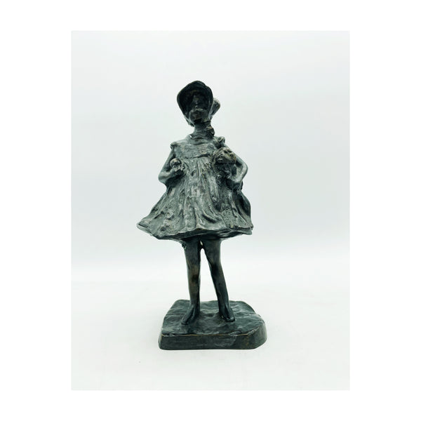 Little girl sculpture P. TROUBETZKOY